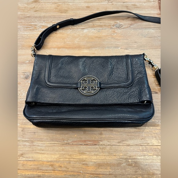 Tory Burch convertible clutch crossbody (NWOT) - Picture 5 of 14